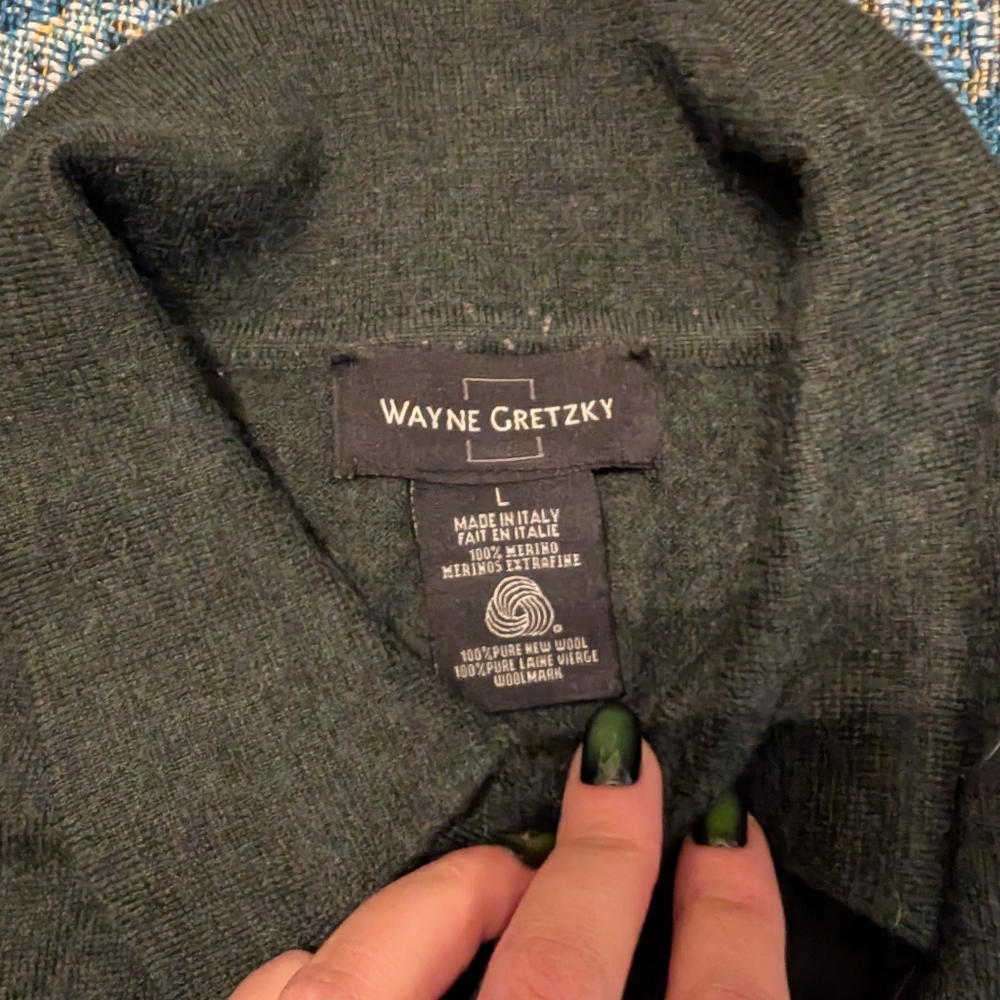 Wayne Gretzky Dark Green Sweater